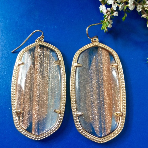 Kendra Scott Danielle Earrings - Picture 1 of 3
